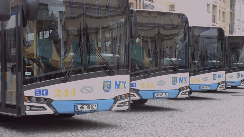 W autobusach MPK w Legnicy grasował fałszywy kontroler biletów /MPK Legnica /materiały prasowe