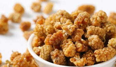 W Azji jedzą od stuleci. Pomaga w leczeniu cukrzycy i nadwagi, na skórę działa jak kolagen