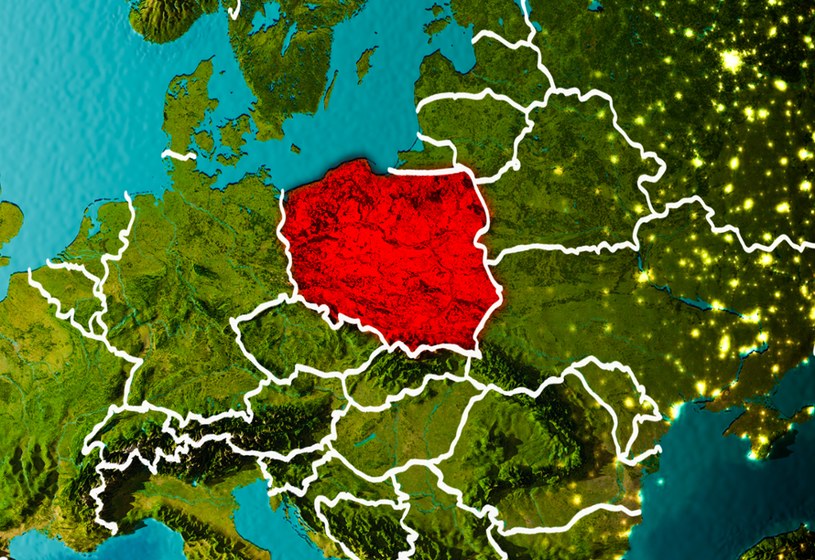 W badaniu FRA Polska okazała się jednym z najmniej rasistowskich krajów UE /123RF/PICSEL