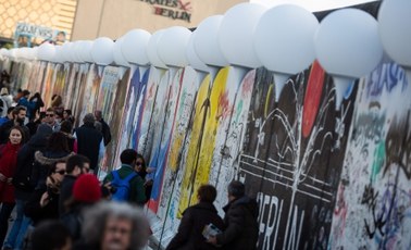W Berlinie rozpoczęły się obchody 25. rocznicy upadku muru 