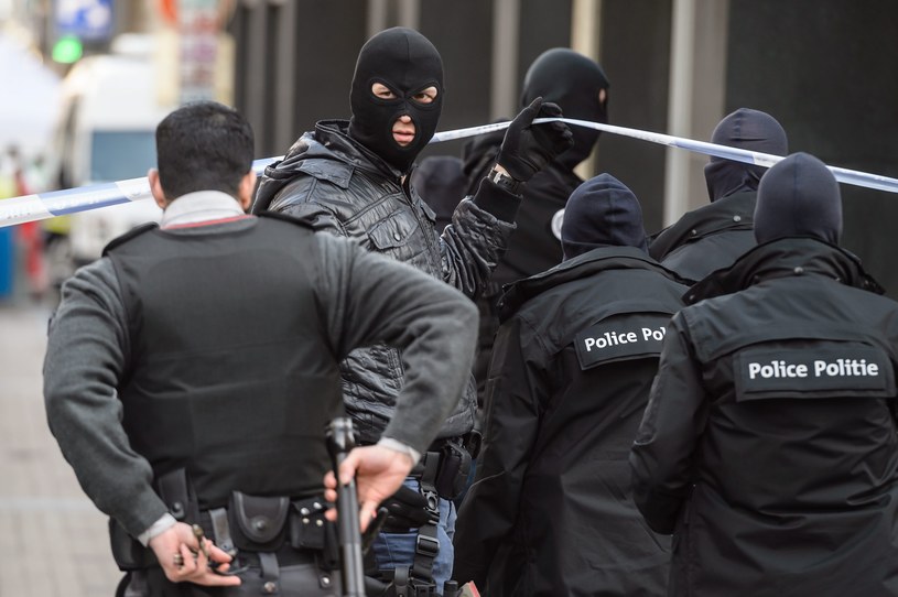 W Brukseli panuje najwyższy stopień zagrożenia terrorystycznego /PAP/EPA