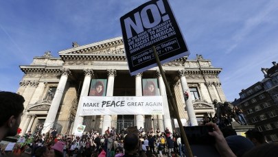 W Brukseli wielotysięczna manifestacja przeciwników Trumpa