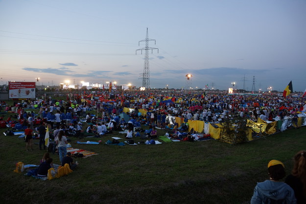W Brzegach zgromadziło się w sobotę ponad półtora miliona pielgrzymów /Michał Dukaczewski /RMF FM