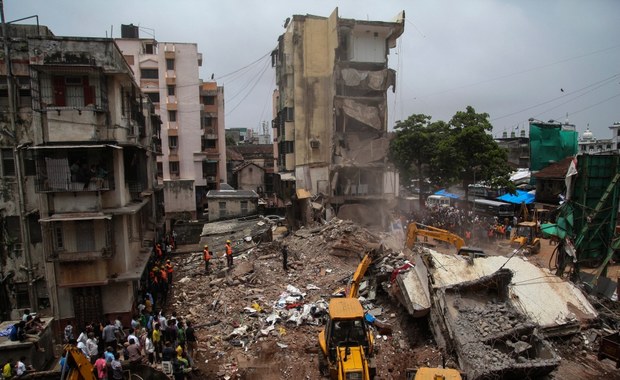 W centrum Bombaju runął budynek. Pod gruzami może być wiele osób