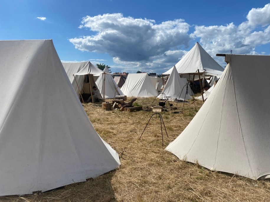 W Centrum Słowian i Wikingów w Wolinie pisarka szuka inspiracji. /Aneta Łuczkowska /RMF FM