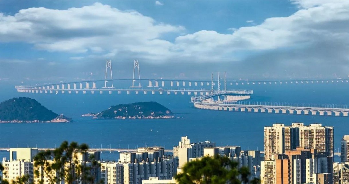 W Chinach ukończono najdłuższy morski most na naszej planecie /Geekweek