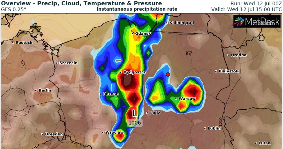 W ciągu dnia będzie burzowo, ale też upalnie. Miejscami temperatura może sięgnąć 32 st. C /wxcharts /