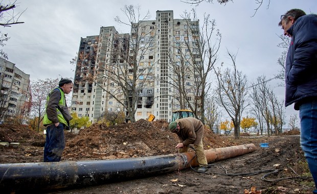 "W ciągu ostatniego miesiąca w Mariupolu zginęło co najmniej 11 kobiet" [ZAPIS RELACJi]