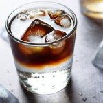 espresso W ciepłe dni dodaj do kawy zamiast mleka. Poprawi koncentrację, pobudzi metabolizm, orzeźwi