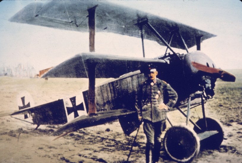 W czasie I wojny światowej pojawił się kamuflaż. Na zdjęciu Fokker Dr-I niemieckiego asa Heinricha Gontermanna /Getty Images/Flash Press Media