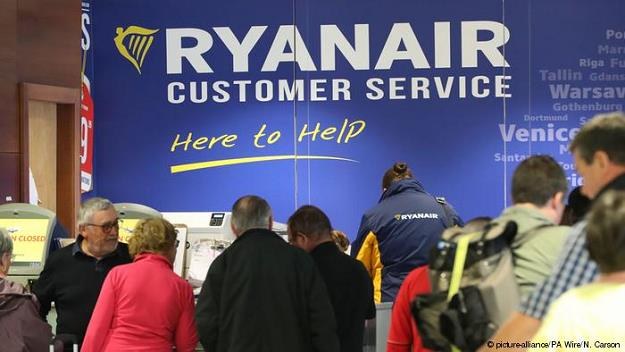 W czerwcu Ryanair odwołał około 1100 lotów. Inne tanie linie mają podobne problemy /Deutsche Welle