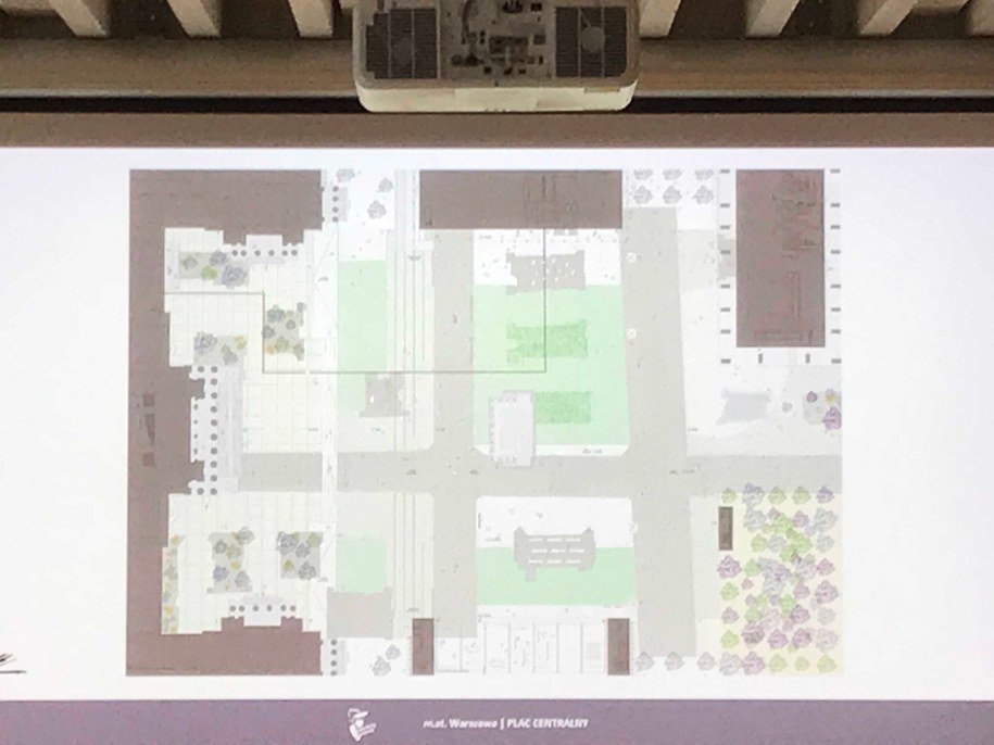 W cztery lata Plac Defilad ma się stać zielonym miejskim placem /Krzysztof Berenda /RMF FM