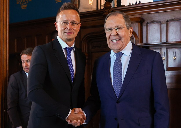 W czwartek szef dyplomacji Węgier spotkał się ze swoim rosyjskim odpowiednikiem /RUSSIAN FOREIGN AFFAIRS MINISTRY / HANDOUT HANDOUT /PAP/EPA