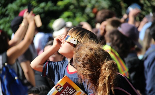 W czwartek zaćmienie Słońca. Gdzie będzie widoczne najlepiej? 