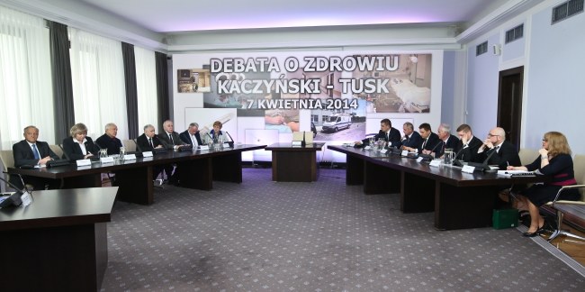 W debacie nie uczestniczy ani Donald Tusk, ani Jarosław Kaczyński /Rafał Guz /PAP