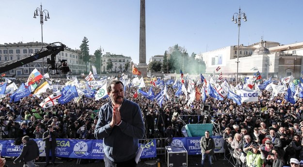 W demonstracji uczestniczyło 80 tys. osób /GIUSEPPE LAMI /PAP/EPA