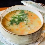 W domu, w stołówce, w barze mlecznym, a nawet szpitalu. Zupa z czasów PRL-u jest wciąż popularna