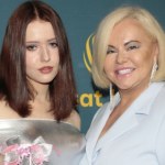 Zofia Świątkiewicz W dorosłym życiu poszła w ślady mamy. "Nie mogę odlepić się od niej medialnie"