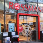 W drogeriach Rossmann pojawiły się tłumy! Wszystko przez te rekordowe promocje!