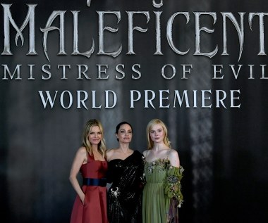 W drugiej części "Czarownicy" aktorce towarzyszyć będą na ekranie m.in. Michelle Pfeiffer (L) i Elle Fanning (P). Za reżyserię obrazu odpowiedzialny jest Joachim Ronning, który ma na koncie m.in. "Piratów z Karaibów. Zemstę Salazara".

 