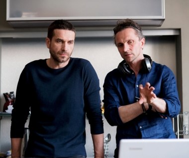 W drugim sezonie "Paktu" ponownie wystąpi Marcin Dorociński w roli dziennikarza śledczego Piotra Grodeckiego. Całość serialu wyreżyseruje Leszek Dawid, twórca wielokrotnie nagradzanych filmów fabularnych "Jesteś bogiem" i "Ki", a także głośnego dokumentu "Bar na Viktorii".

