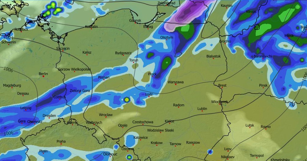 W dużej części Polski w poniedziałek będzie deszczowo. Miejscami na północy i w górach spadnie również sporo śniegu /WXCharts /