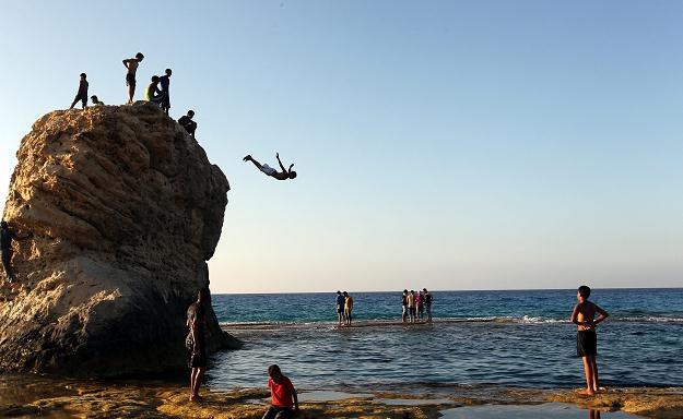 W Egipcie bez przeszkód można nurkować w Morzu Czerwonym /EPA