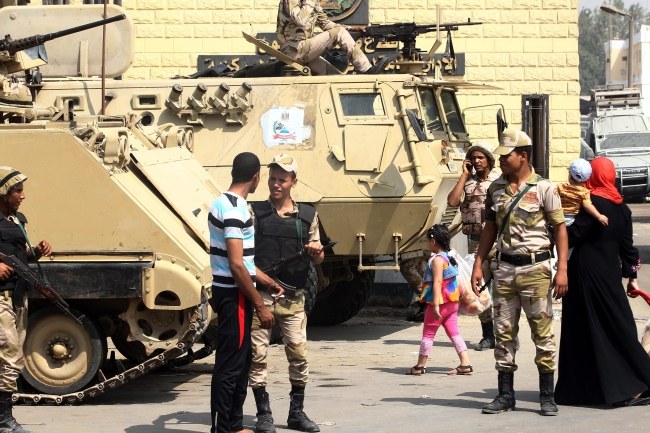 W Egipcie cały czas jest bardzo niespokojnie /Khaled  Elfiqi /PAP/EPA