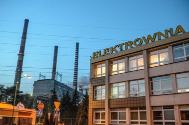 W elektrowni w Kozienicach trwają oględziny komina 
