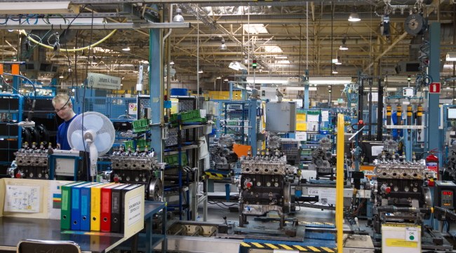 W fabryce pracuje 550 osób /Andrzej Grygiel /PAP