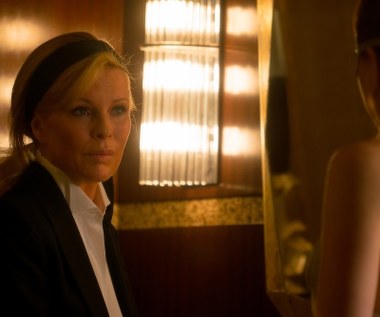 W filmie, oprócz Jamiego Dornana i Dakoty Johnson, zobaczymy m.in. laureatki Oscara Kim Basinger (na zdjęciu) i Marcię Gay Harden, a także Ritę Orę, Hugh Dancy’ego i Maxa Martiniego.