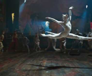W filmie usłyszymy ikoniczną muzykę Lloyda Webbera, na ekranie zobaczymy światowej klasy tancerzy, którzy pracowali pod dyrekcją wyróżnionego nagrodą Tony choreografa – Andy’ego Blankenbuehlera.