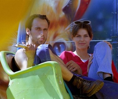 "W filmie występują aktorzy niezawodowi, ale obyci z publicznością" - podkreślał Machulski. "Wykorzystaliśmy ich autentyczność, starając się zanadto nie przeszkadzać i nie zawiedliśmy się" - dodawał reżyser.