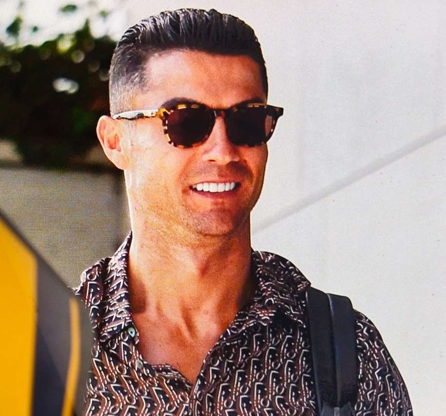 W Funchal na portugalskiej Maderze powstał pomnik Cristiano Ronaldo /Shutterstock