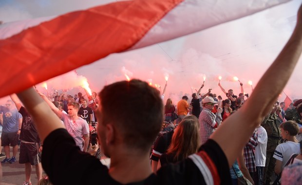 W godzinę "W" o 17:00 zawyją syreny. Zatrzymaj się! Minutą ciszy oddaj hołd powstańcom warszawskim