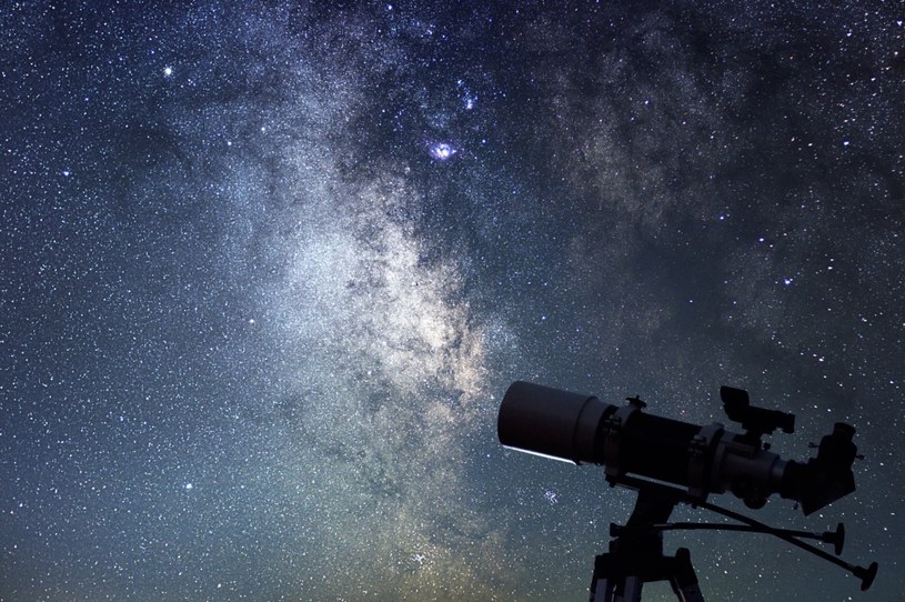 W górach Północnej Karoliny niebo zacznie obserwować aż 900 teleskopów - całe naraz i na żywo. Może to przynieść wiele nowych odkryć. /123RF/PICSEL /123RF/PICSEL