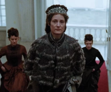 "W gorsecie" [trailer]