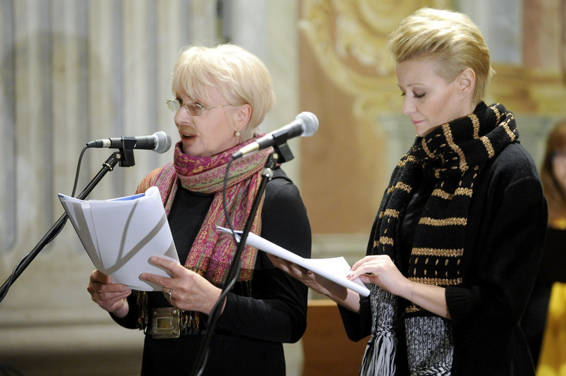 W gorszych momentach aktorce pomagała modlitwa. Na zdjęciu z Małgorzatą Kożuchowską / Mieszko Piętka /AKPA