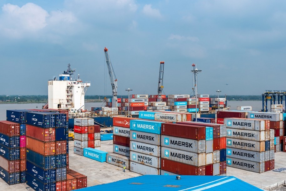 Odkryli to pracownicy hurtowni owoców i warzyw. Nielegalna zawartość za miliony