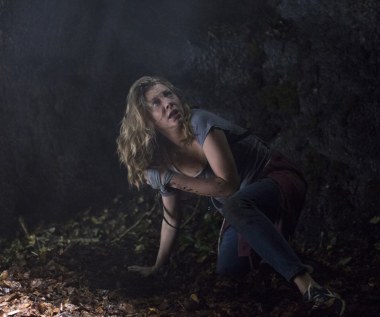 W horrorze „Las samobójców” Dormer zagrała dwie bohaterki: Sarę oraz jej bliźniaczą siostrę Jess. "Potrzebowaliśmy aktorki, która udźwignie podwójną rolę i jej skomplikowany wewnętrzny świat. Natalie Dormer była na szczycie naszej listy" - uzasadnił wybór Dormer producent David Goyer.

"Sara jest spokojna, opanowana, ubiera się zachowawczo, Jess to jej przeciwieństwo, jest wywrotowa, ubiera się odważniej, maluje wyzywająco. Scenariusz jest tak naprawdę współczesną baśnią. Znajdujesz się w środku koszmaru, osamotniona w tym porażającym lęku. Las jest rodzajem lustra, przez które przechodzisz do innej rzeczywistości" - tłumaczyła aktorka.