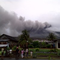 Erupcja wulkanu w Indonezji 