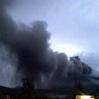 Erupcja wulkanu w Indonezji 