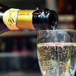 W internecie zablokowano sprzedaż 30 mln puszek podrabianego prosecco