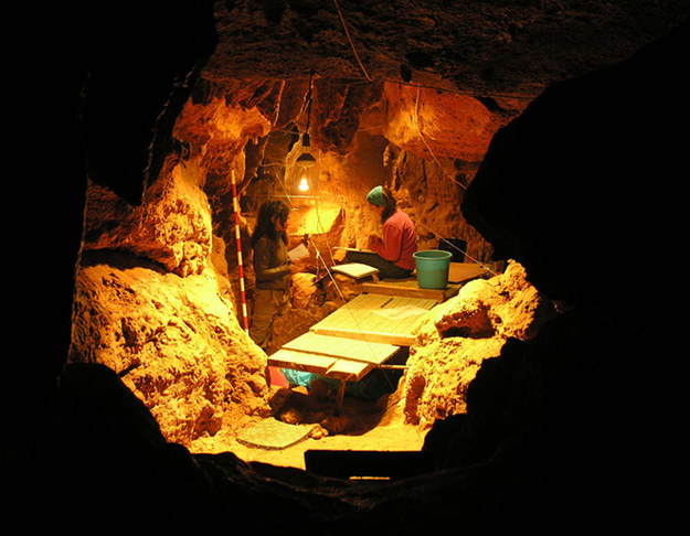 W jaskini El Sidron znaleziono szczątki 12 Neandertalczyków sprzed około 49 tysięcy lat /Paleoanthropology Group MNCN-CSIC; Fot. Antonio Rosas /materiały prasowe