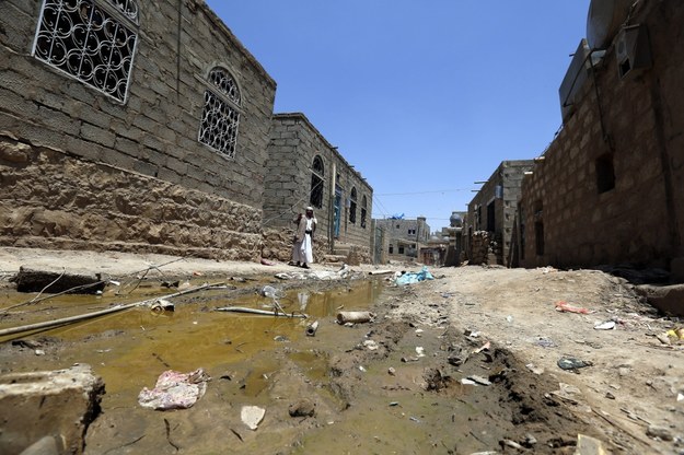 W Jemenie trwa interwencja militarna przeciwko szyickim rebeliantom /YAHYA ARHAB /PAP/EPA