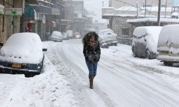 W Jerozolimie spadło 40 cm śniegu /ATEF SAFADI  /PAP/EPA