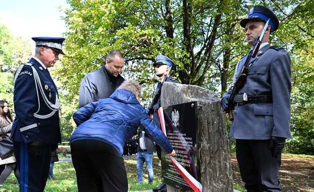 W Kalwarii Pacławskiej odsłonięto tablicę poświęconą dwóm policjantom zamordowanym w 1940 r.