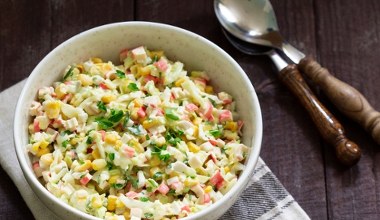 W karnawale nie wyobrażam sobie przyjęcia bez tej sałatki. Pierwsza znika ze stołu