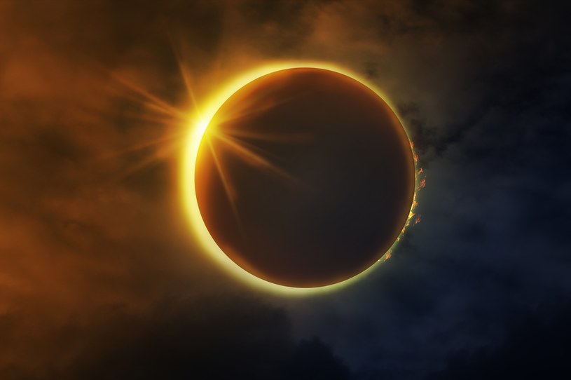 W Kerrville w amerykańskim Teksasie będzie można obserwować dwa wyjątkowe zaćmienia Słońca: 14 październik 2023 obrączkowe, a 8 kwietnia 2024 całkowite. /123RF/PICSEL