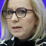 W koalicji trzeszczy. Wymowna nieobecność, wymiana uszczypliwości i mocne ostrzeżenie